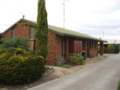1 / 16 James Street, Horsham