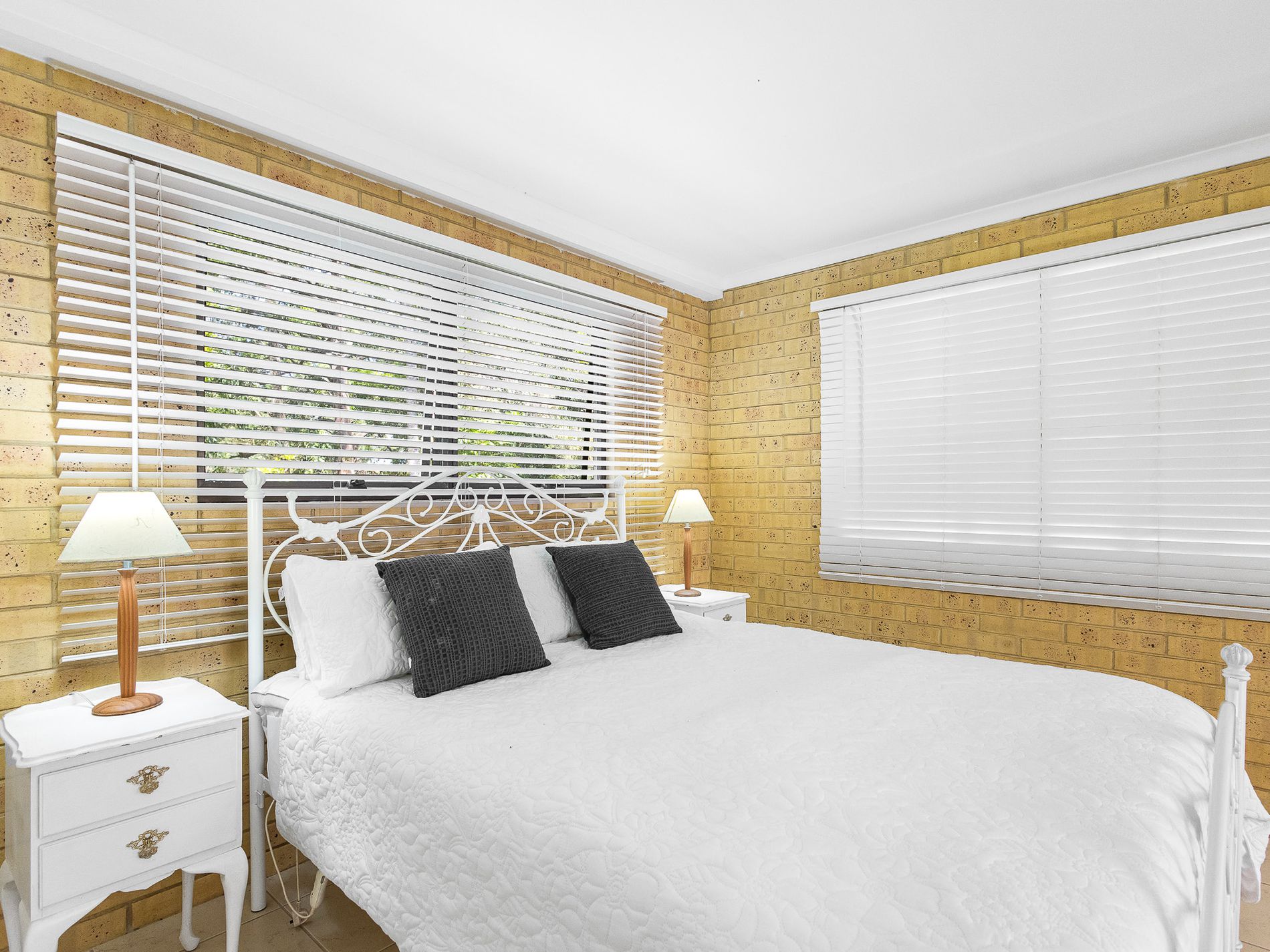 6 Peacock Court, Pomona