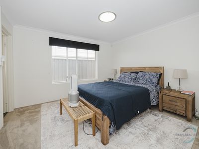 68 Leschenault Loop, Banksia Grove