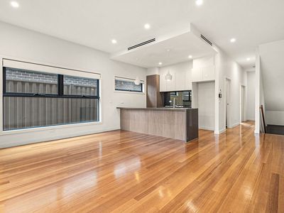 19B Sapphire Street, Niddrie