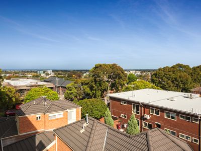 32 / 12 Close Avenue, Dandenong