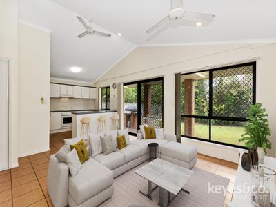 10 Flame Court, Kirwan