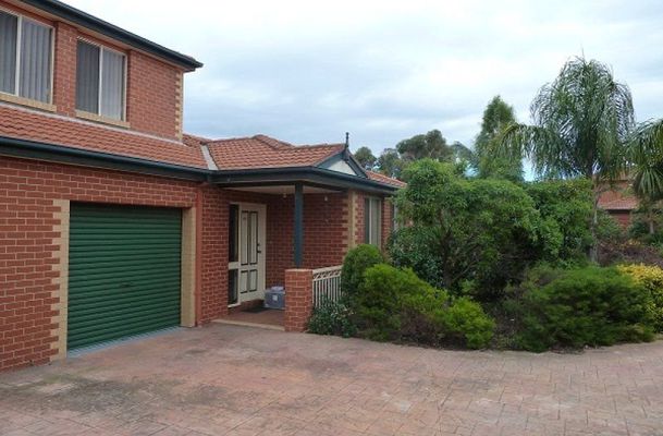 10 / 24 Barrymore Road, Greenvale