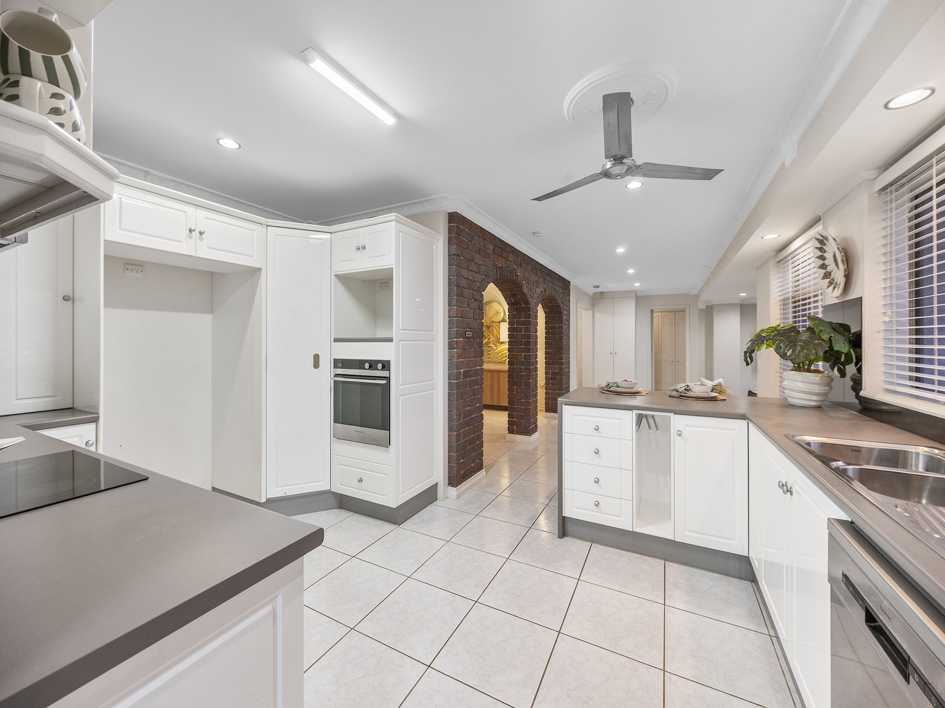 13 Coorong Avenue, Mundingburra