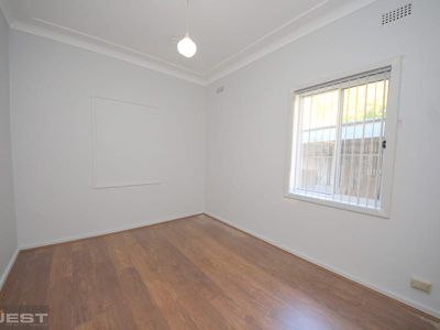 25 Knight Avenue, Panania