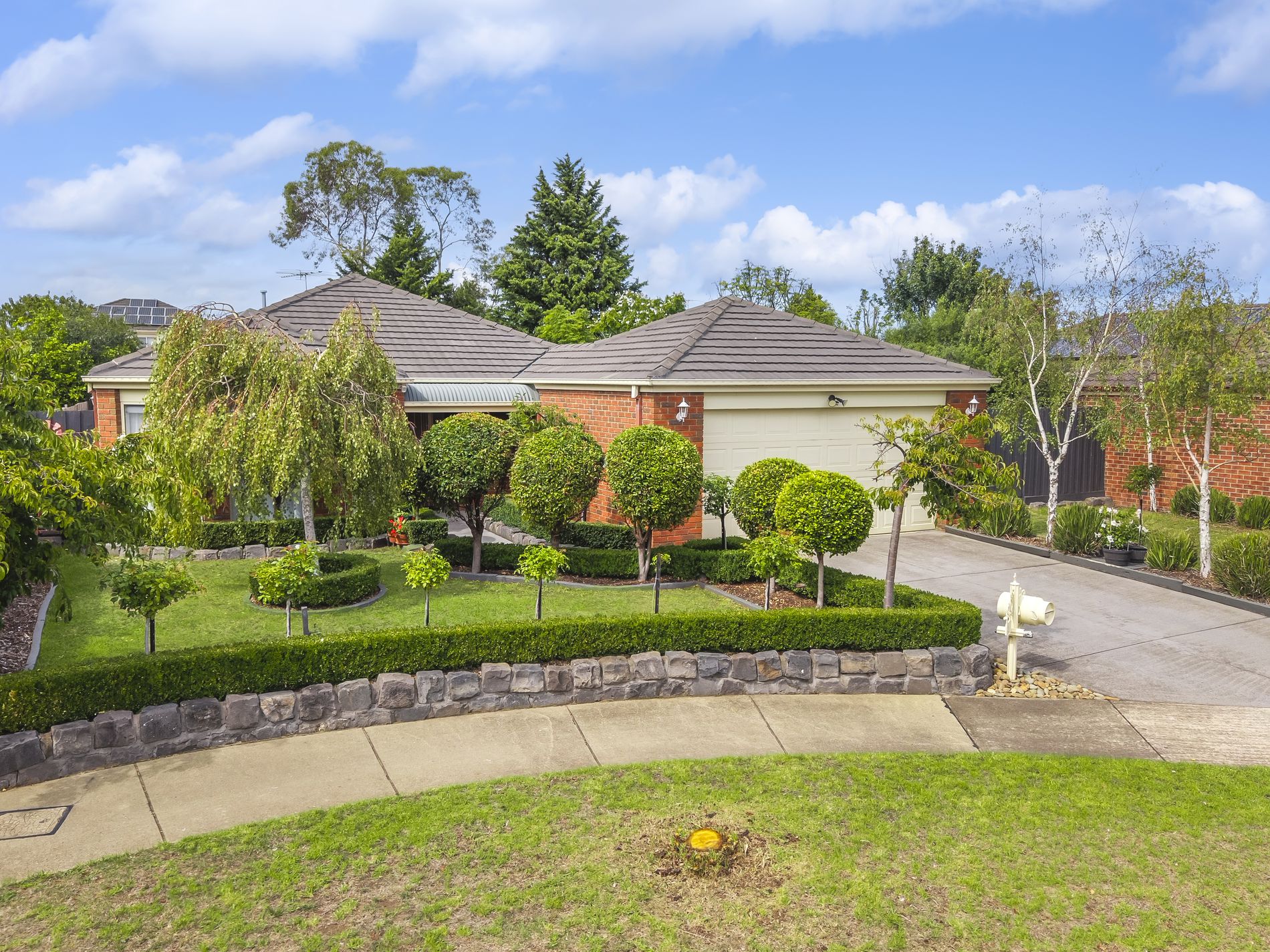 16 Skylark Court, Lara