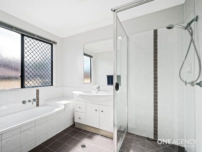 12 Summit Tce, Forest Lake