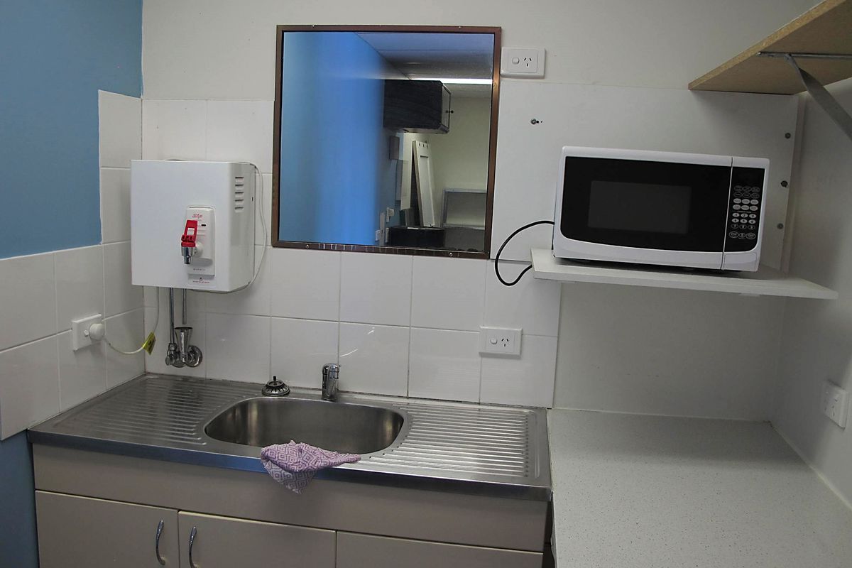 Shop 32 / 135 Shore Street West, Cleveland