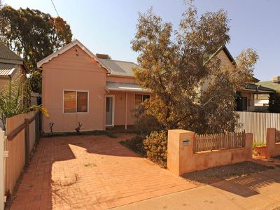 180 Piccadilly Street, Kalgoorlie