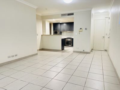 2/8 Elizabeth Street, Parramatta