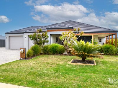 31 Jinatong Loop, Dawesville