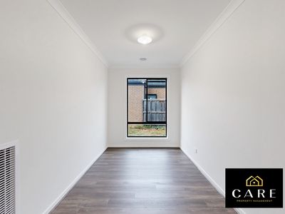 33 Casa Circuit, Clyde North
