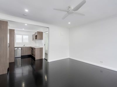 2 / 170 Gosford Road, Adamstown