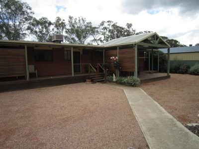 101 Crusoe Road, Kangaroo Flat