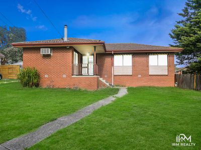 13 MELWOOD COURT, Meadow Heights