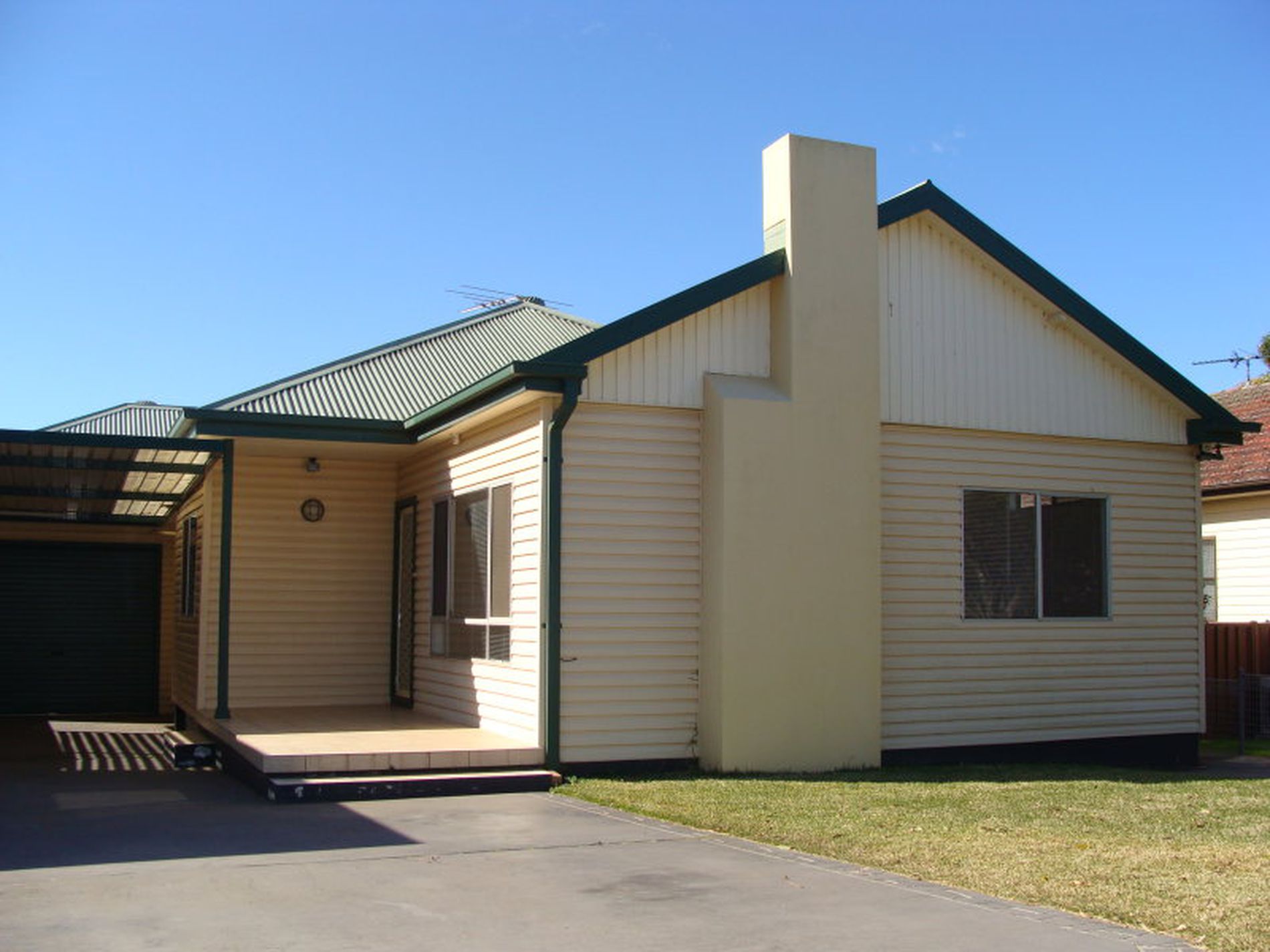 28 Alamein Rd, Revesby Heights