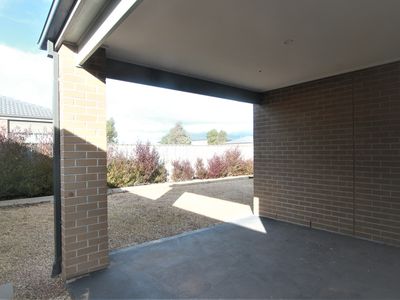 9 Yaleri Rise, Werribee