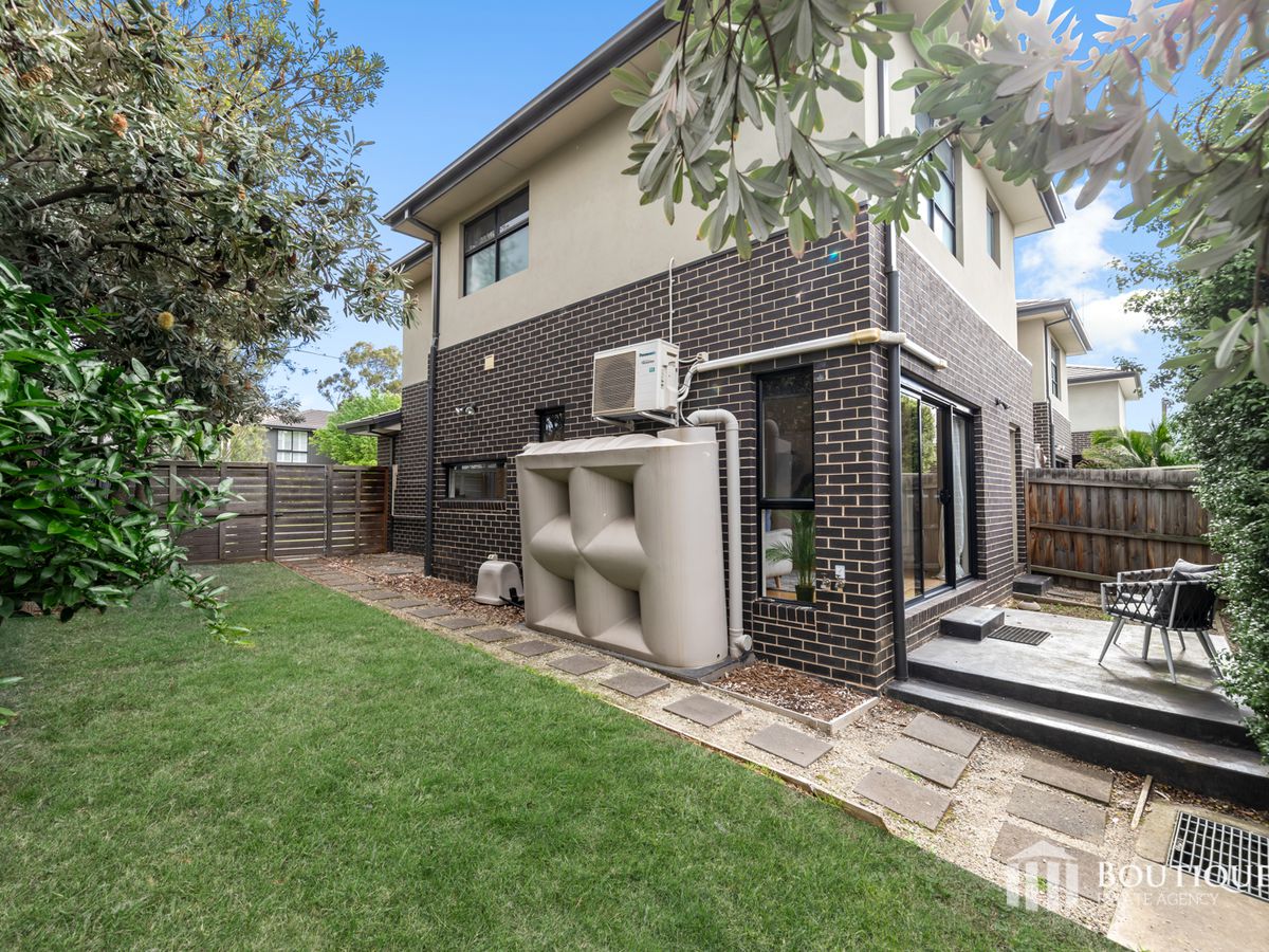 233 Outlook Drive , Dandenong North