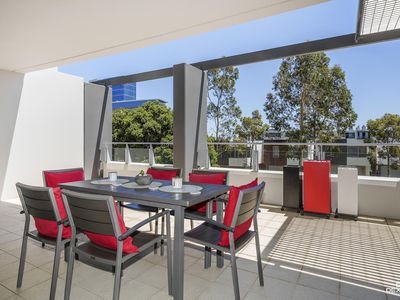 202 / 19 The Circus, Burswood