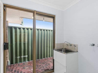 4 / 7 Catrine Court, Kingsley