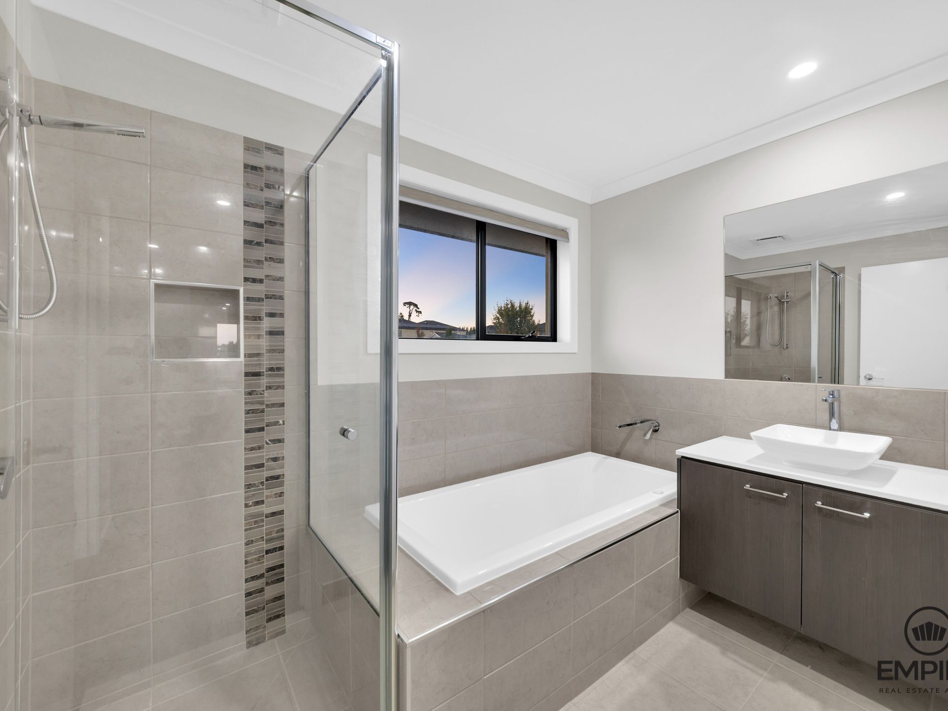 52 Graziers Crescent, Clyde North