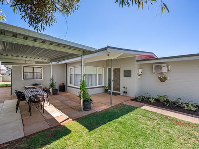 15 Blackall Place, South Kalgoorlie