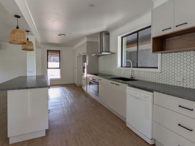 18 Werril Street, Swan Hill