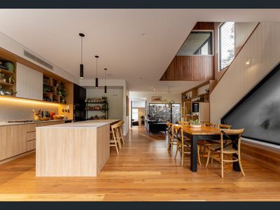 12 Lodge Street, Toowong