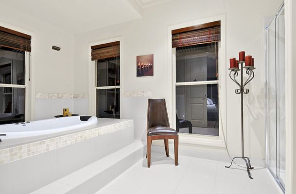 100 Deep Creek Road, Oaklands Junction
