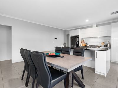 62 Lockhart Crescent, South Guildford