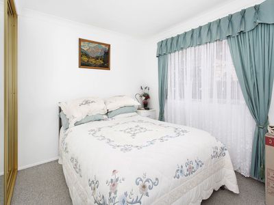 50 Devonshire Crescent, Oak Flats