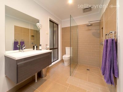 23 MCCULLOCH CRESCENT, Wodonga