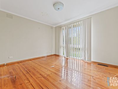 62 Monteith Crescent, Endeavour Hills