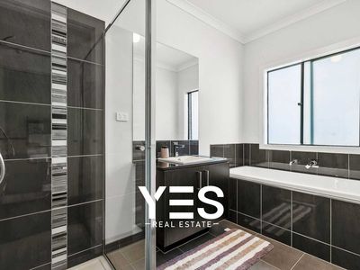 5 Vermillion Drive, Clyde North