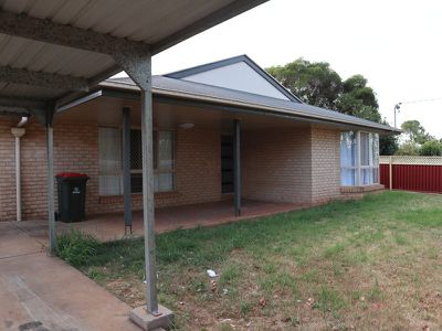 3 Andrews Street, Wooroolin
