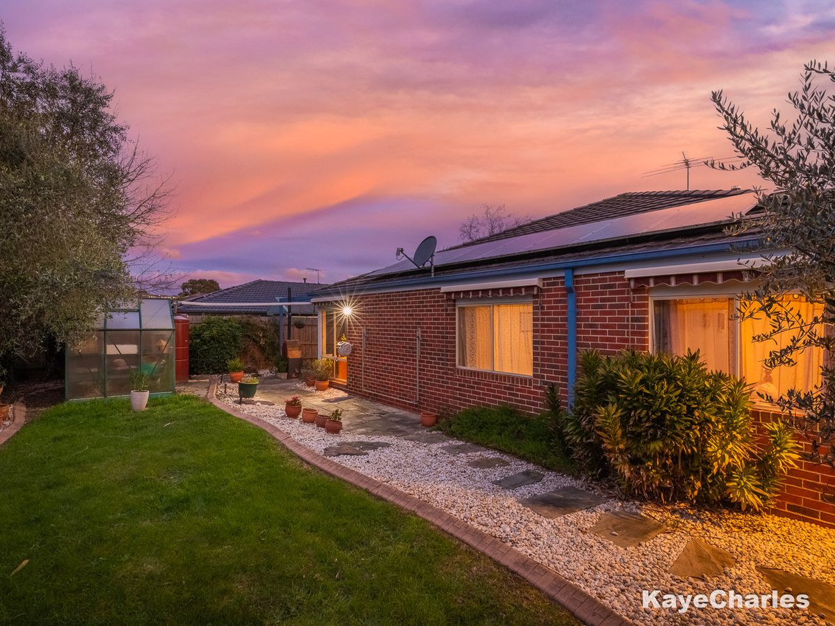 19 Lakeview Terrace, Beaconsfield