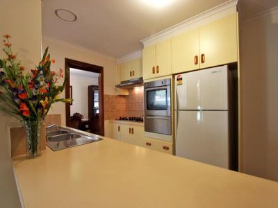30 Sandalwood Drive, Oakleigh South