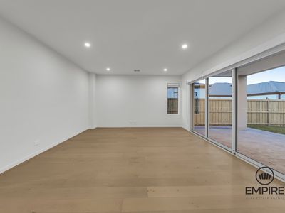 139 Yeungroon Boulevard, Clyde North