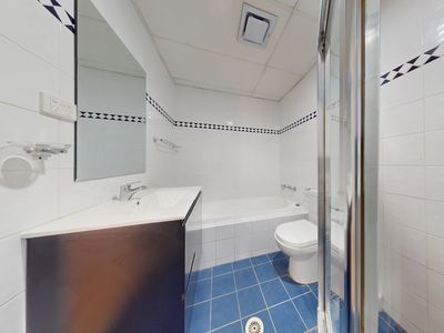3 / 166-168 Bridge Road, Westmead