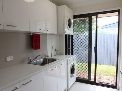 8 Neelong Court, Warana