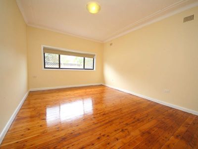 454 Waterloo Road, Greenacre