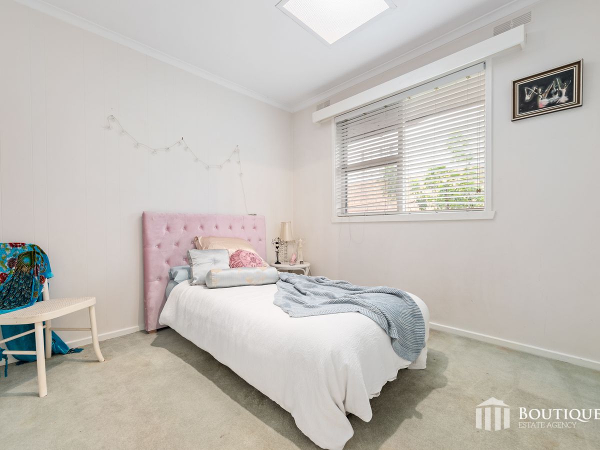 4 Surrey Road, Dandenong North