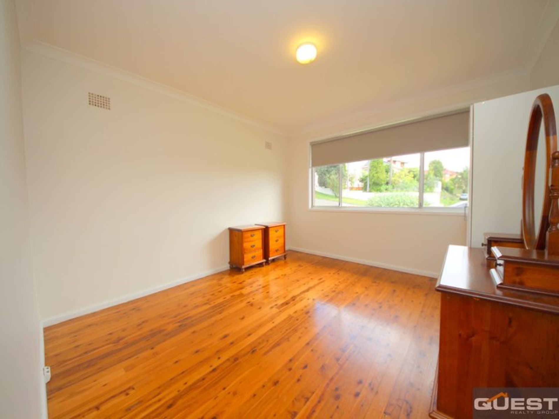 19 Lincoln Road, Georges Hall