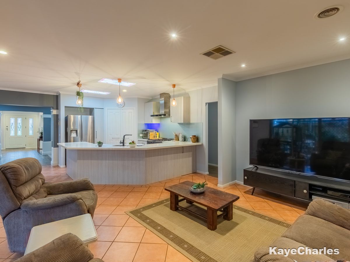 19 Lakeview Terrace, Beaconsfield