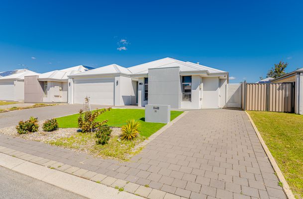 52 Bucker Street, Whitby