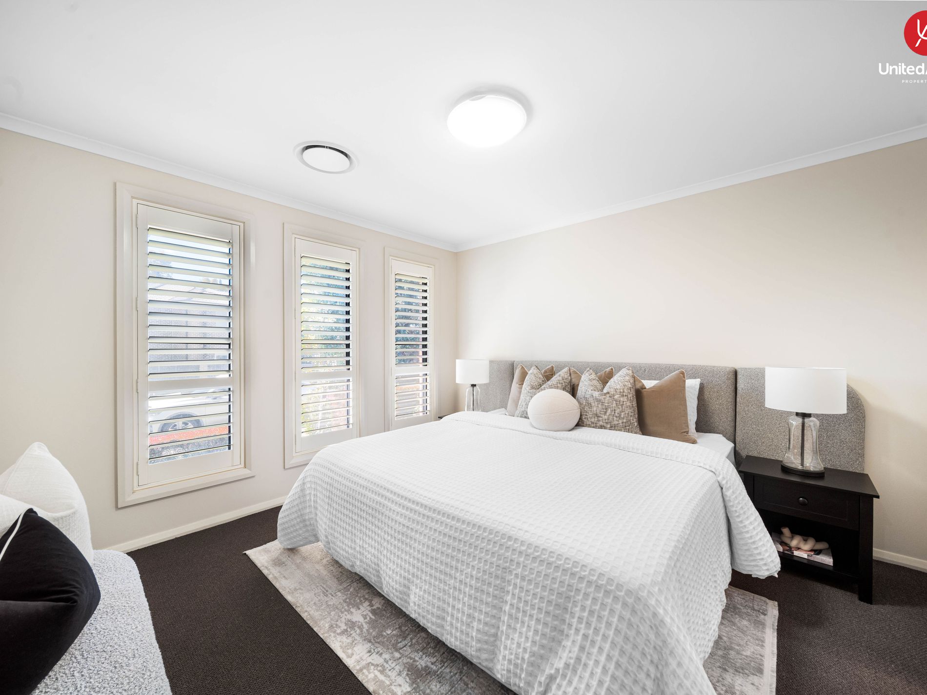 3 Dobroyd Drive, Elizabeth Hills