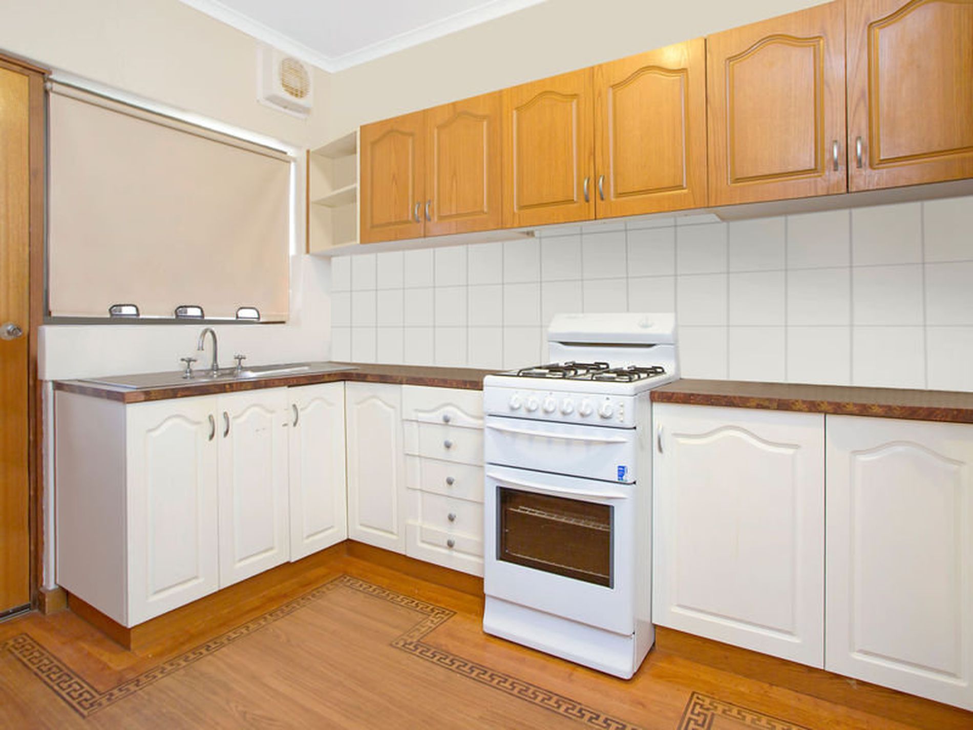2 / 8 Wallala Avenue, Park Holme