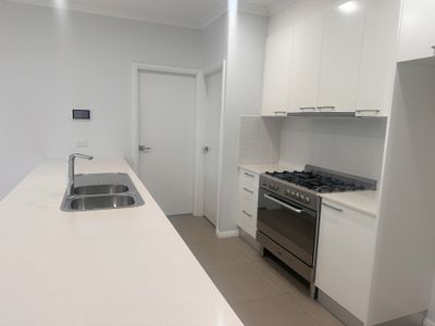 29 Grand Court, Fairy Meadow