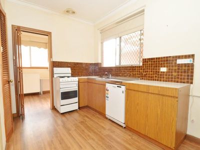 28 Edgewater Road, Salter Point