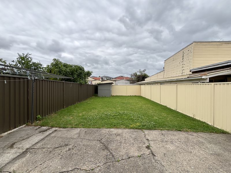 140 Roberts Road, Greenacre